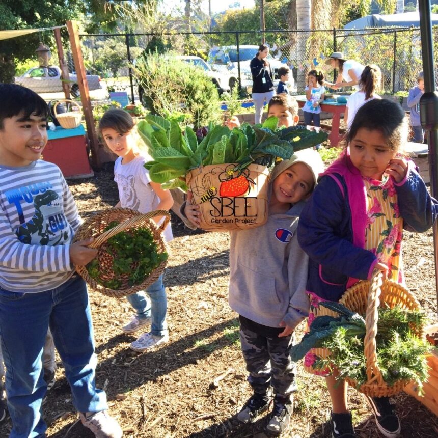 2021 Golden Leaf Award presented to Santa Barbara Ecological and Edible Garden Project